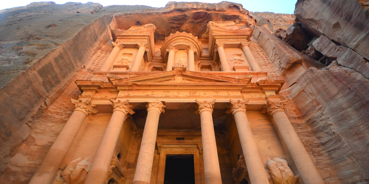Petra – najlepše mesto za posetiti u Jordanu