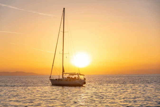 Junžna Goa Sunset krstarenje