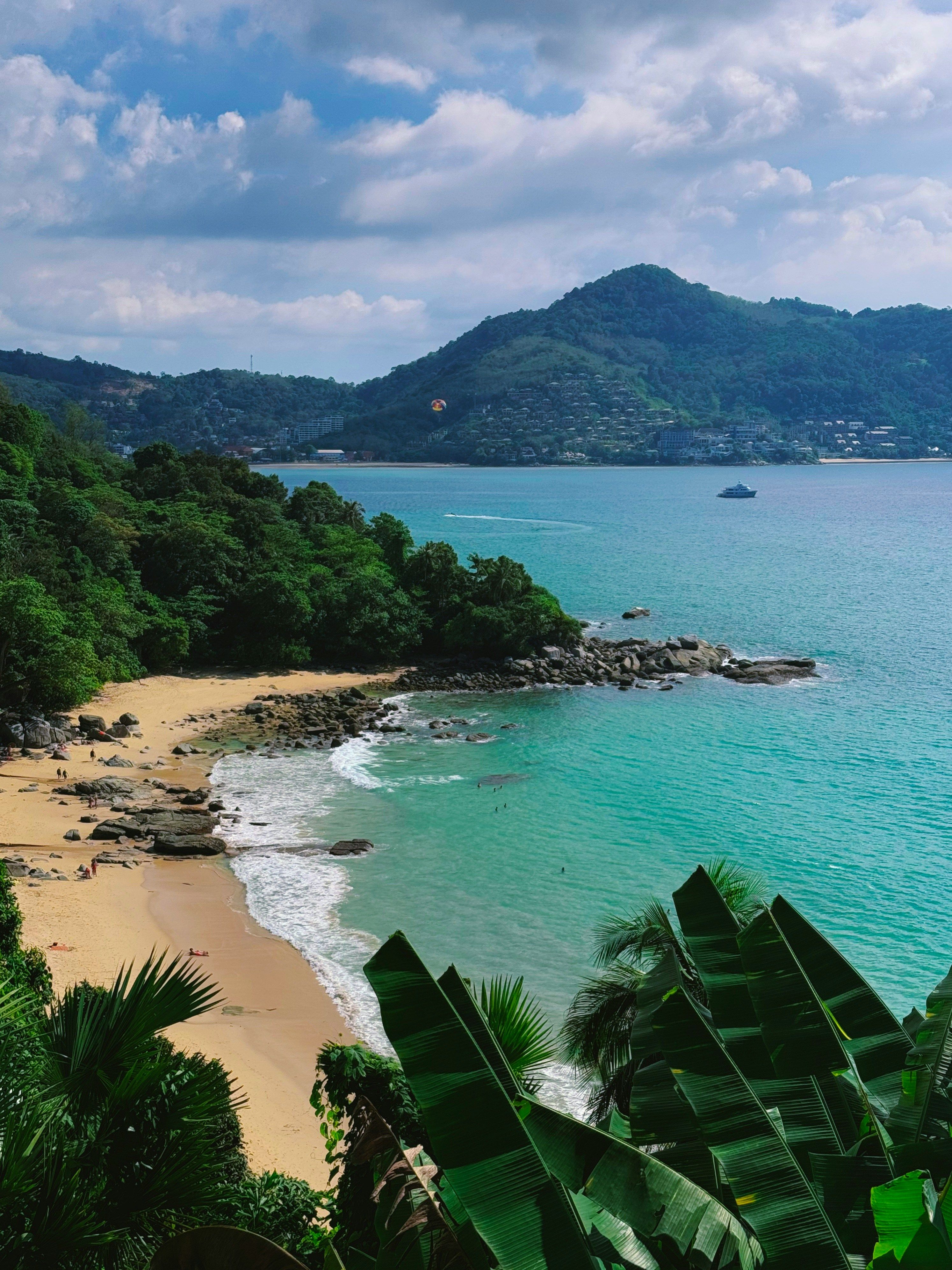 Istraživanje plaža Surin, Laem Sing i Kamala