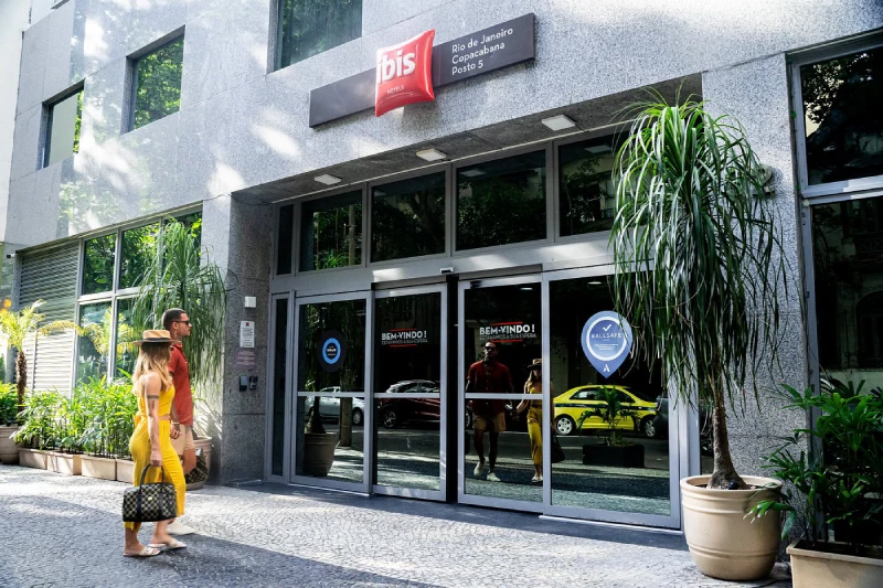 ibis Copacabana Posto 5 3*