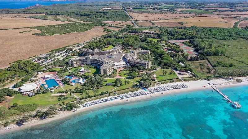 Hotel Baia Di Conte 4*