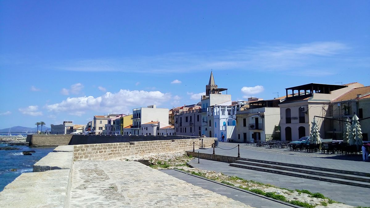Algero i Plaža Bombarde