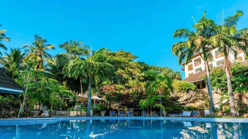 Diani Reef Beach Resort & Spa
